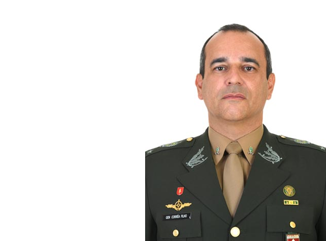 Comandante do Comando de Comunicações e Guerra Eletrônica do Exército.